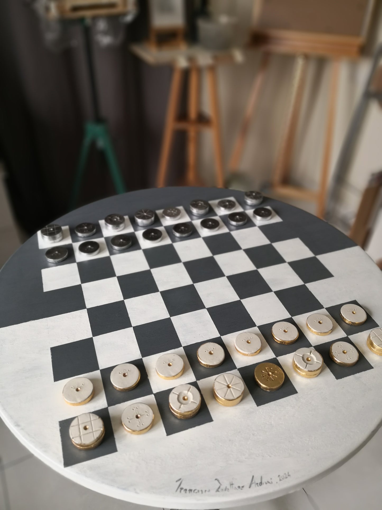 Vertical-Horizontal Chess